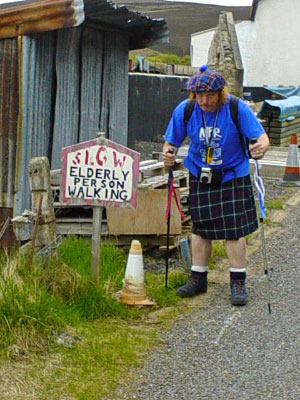 Elderly person (Gringo) walking_edited